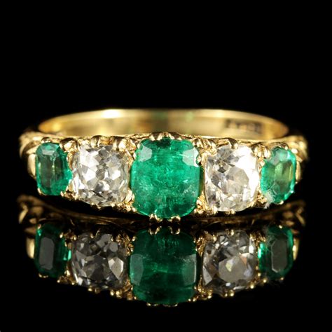 vintage emerald jewellery uk.
